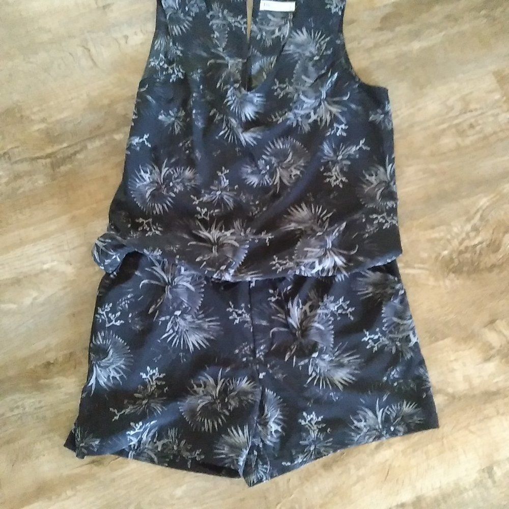 𝅺FIG Jul UPF‎ Romper Wrinkle-Resistant Sleeveless Tie Waist black gray womens L - Picture 2 of 10